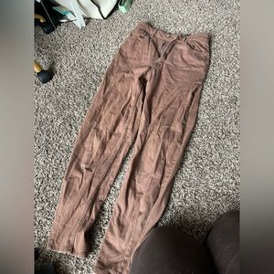 Divided size 4 brown mom jeans